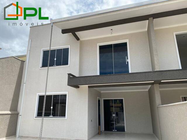 #310 - Casa para Venda em Itapoá - SC - 2