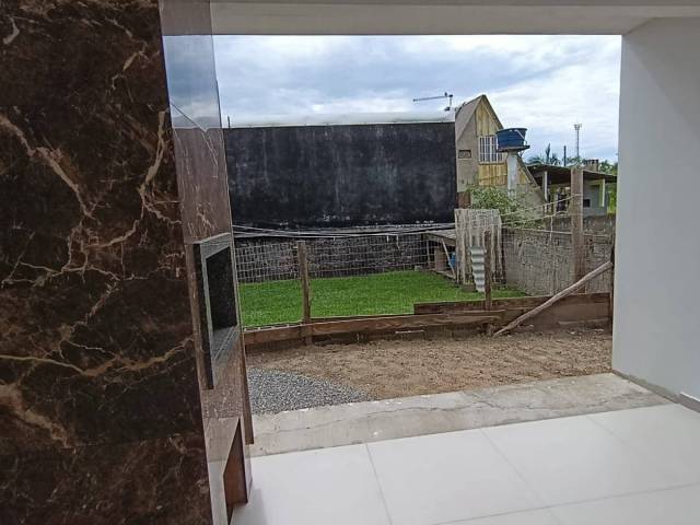 Casa para Venda em Itapoá - 4