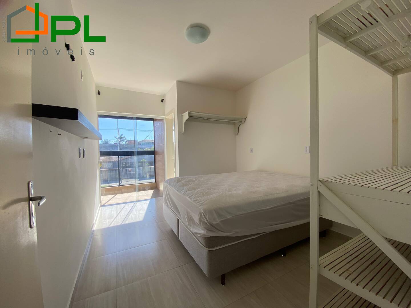 Apartamento à venda com 2 quartos, 70m² - Foto 7